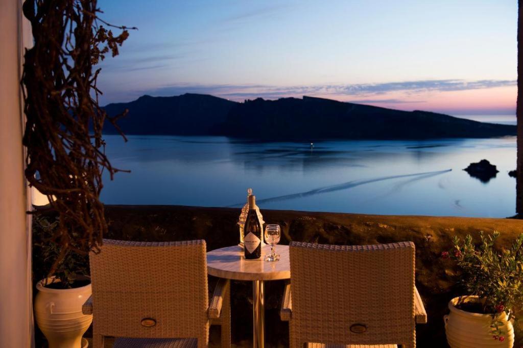 Enalion Suites Oia  Luaran gambar