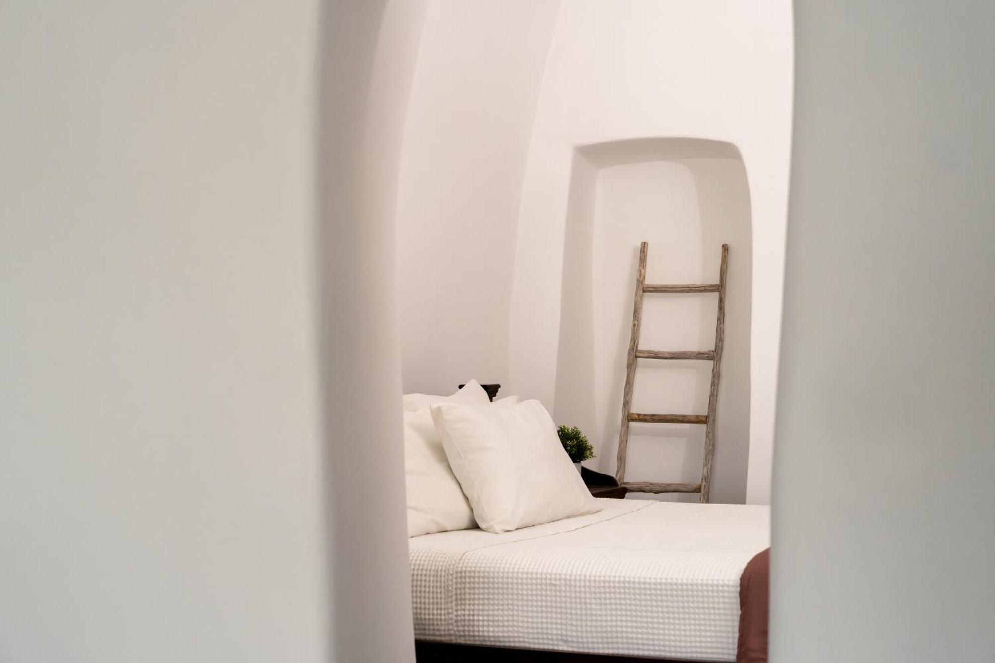 Enalion Suites Oia  Luaran gambar