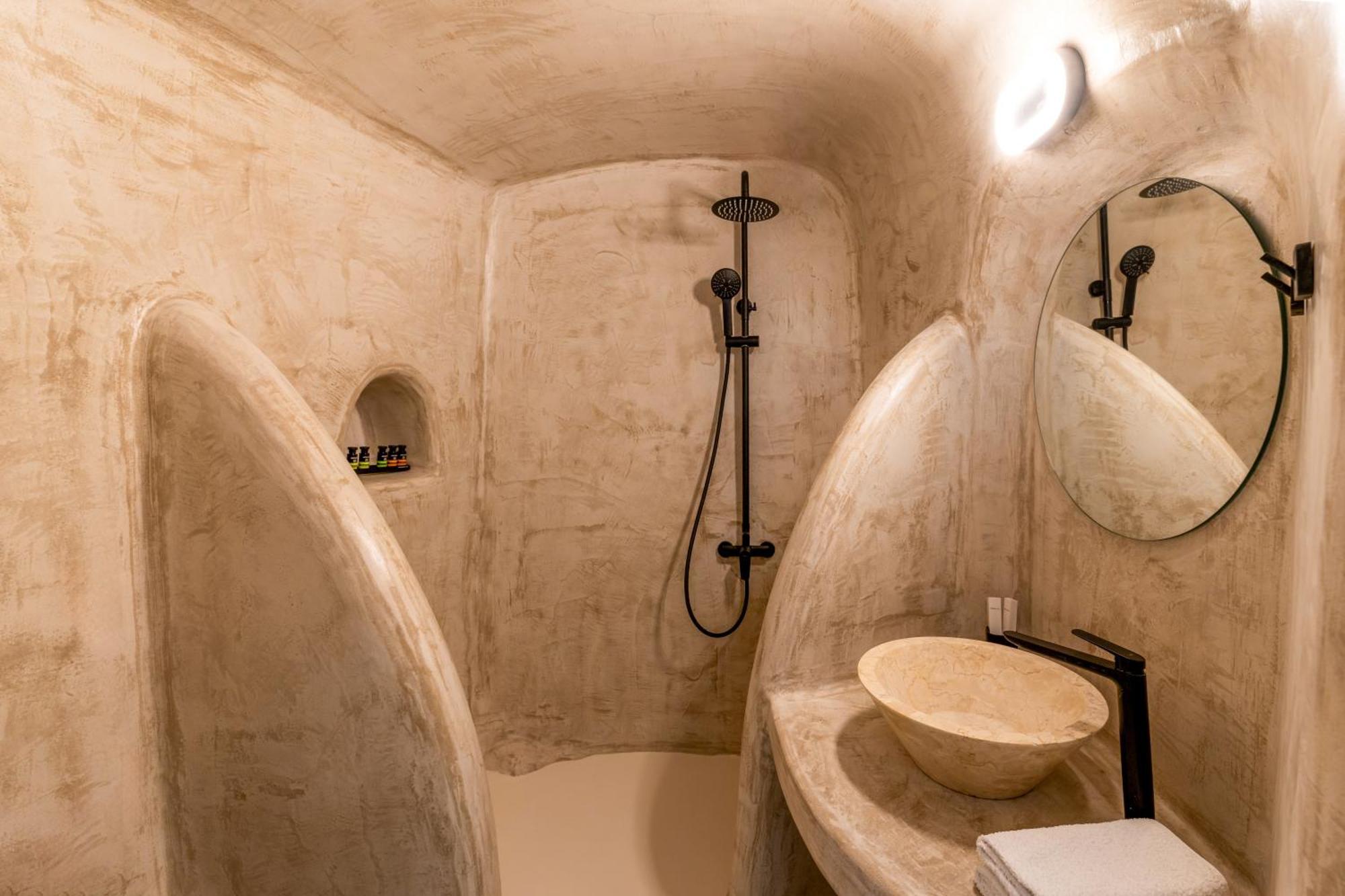 Enalion Suites Oia  Luaran gambar