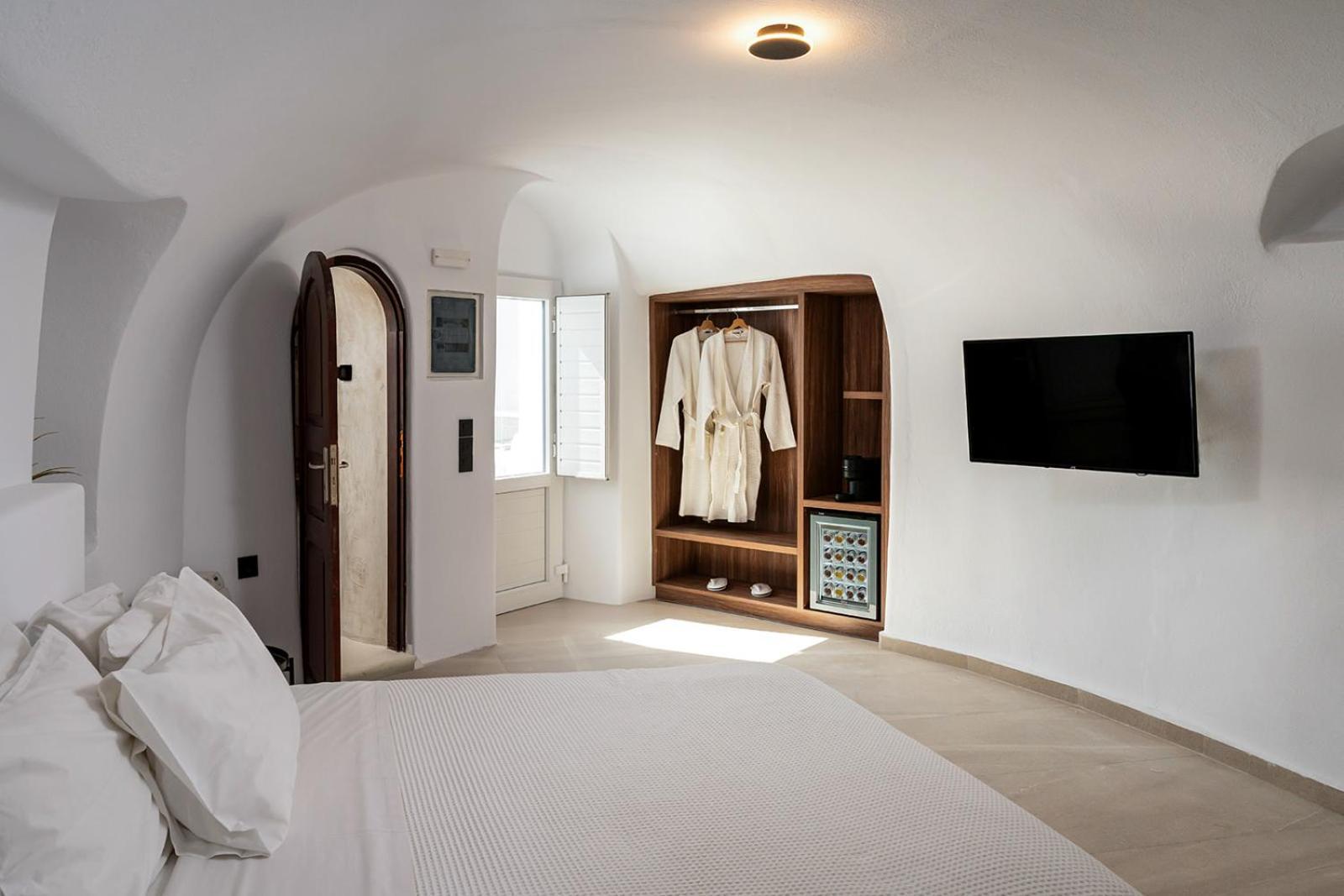 Enalion Suites Oia  Luaran gambar